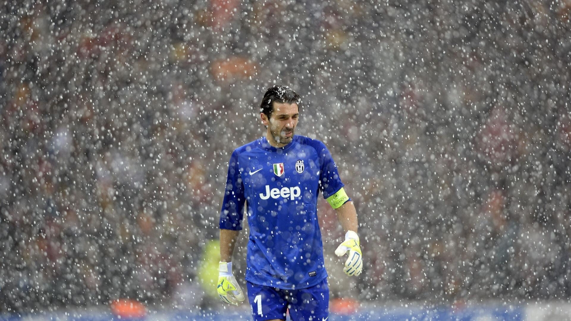 开云体育2026-欧冠淘汰赛焦点战，热火节奏掌控雄鹿的战术启示录